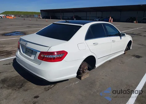 2010 Mercedes-Benz E 350 z USA, uszkodzony, nr VIN WDDHF5GB2AA053838